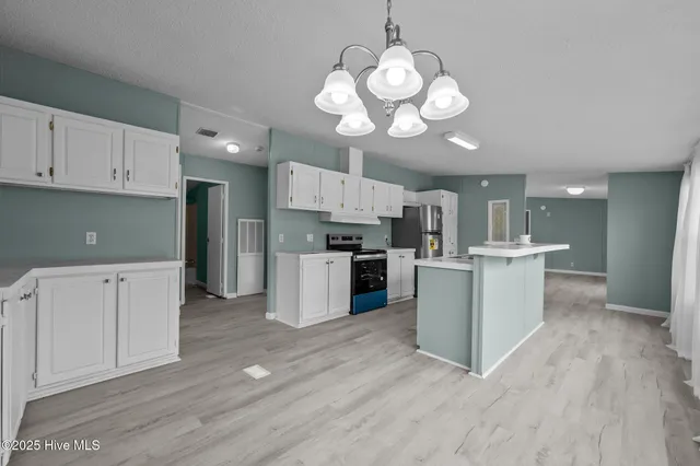 $210,000 | 1056 East Wards Bridge Road, Kenansville, NC 28349