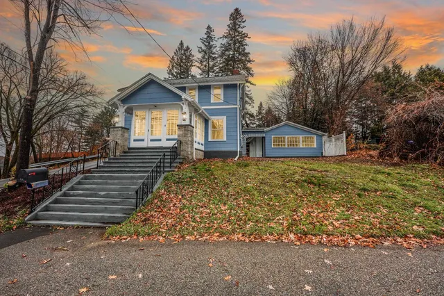 $409,900 | 958 Hanover Street, Manchester, NH 03104