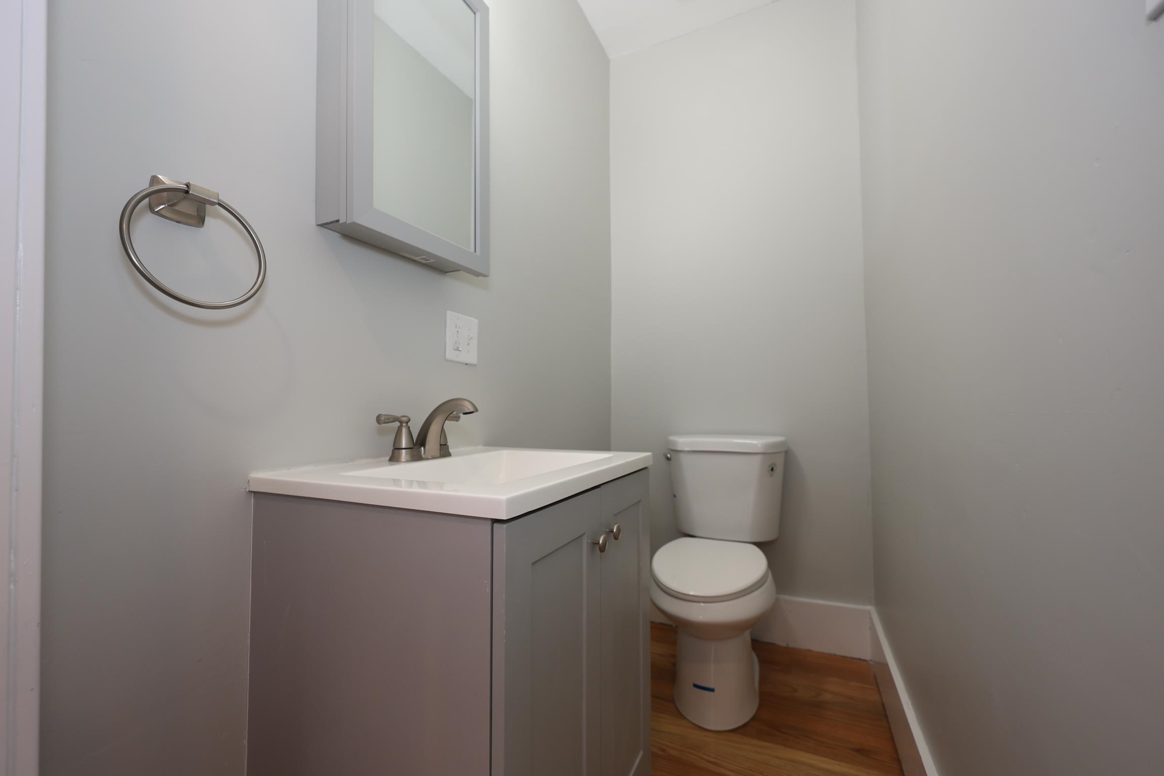 958 Hanover Street Manchester, NH 03104 - Photo 17 of 36