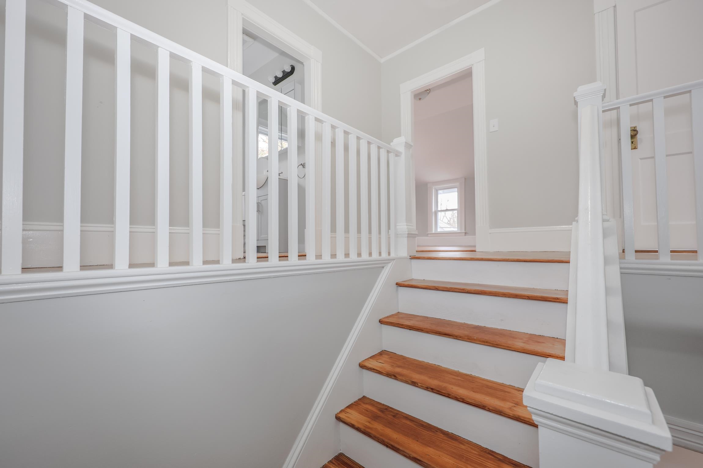 958 Hanover Street Manchester, NH 03104 - Photo 18 of 36