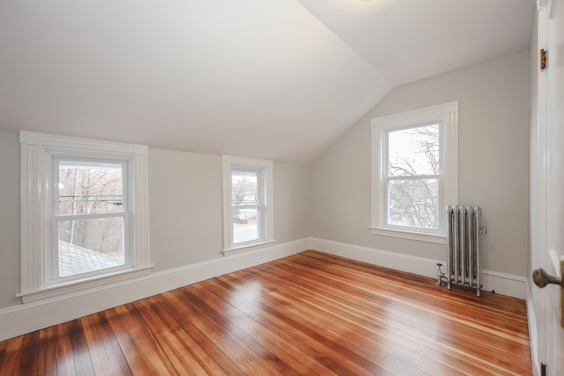 958 Hanover Street Manchester, NH 03104 - Photo 30 of 36