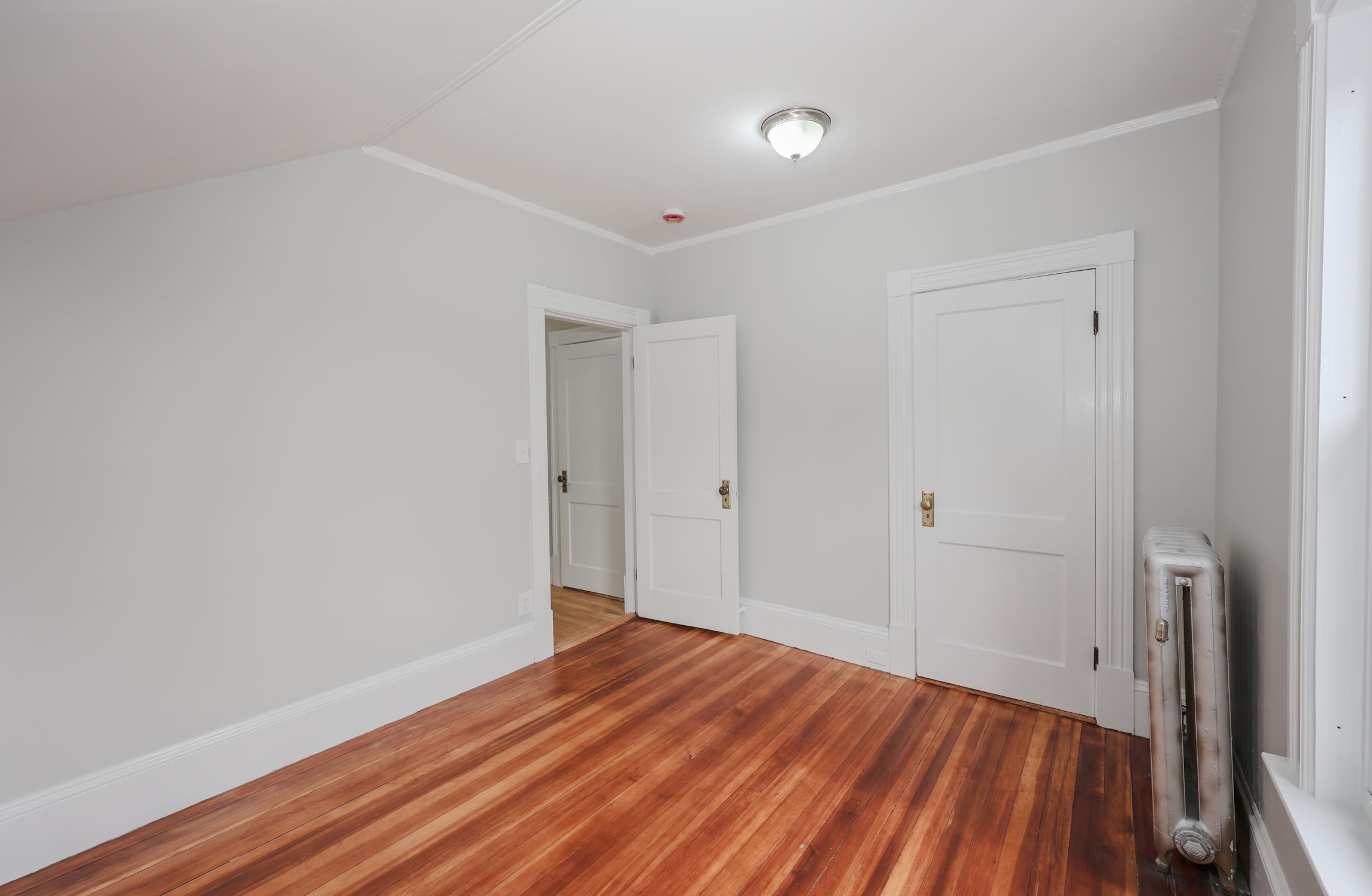 958 Hanover Street Manchester, NH 03104 - Photo 31 of 36