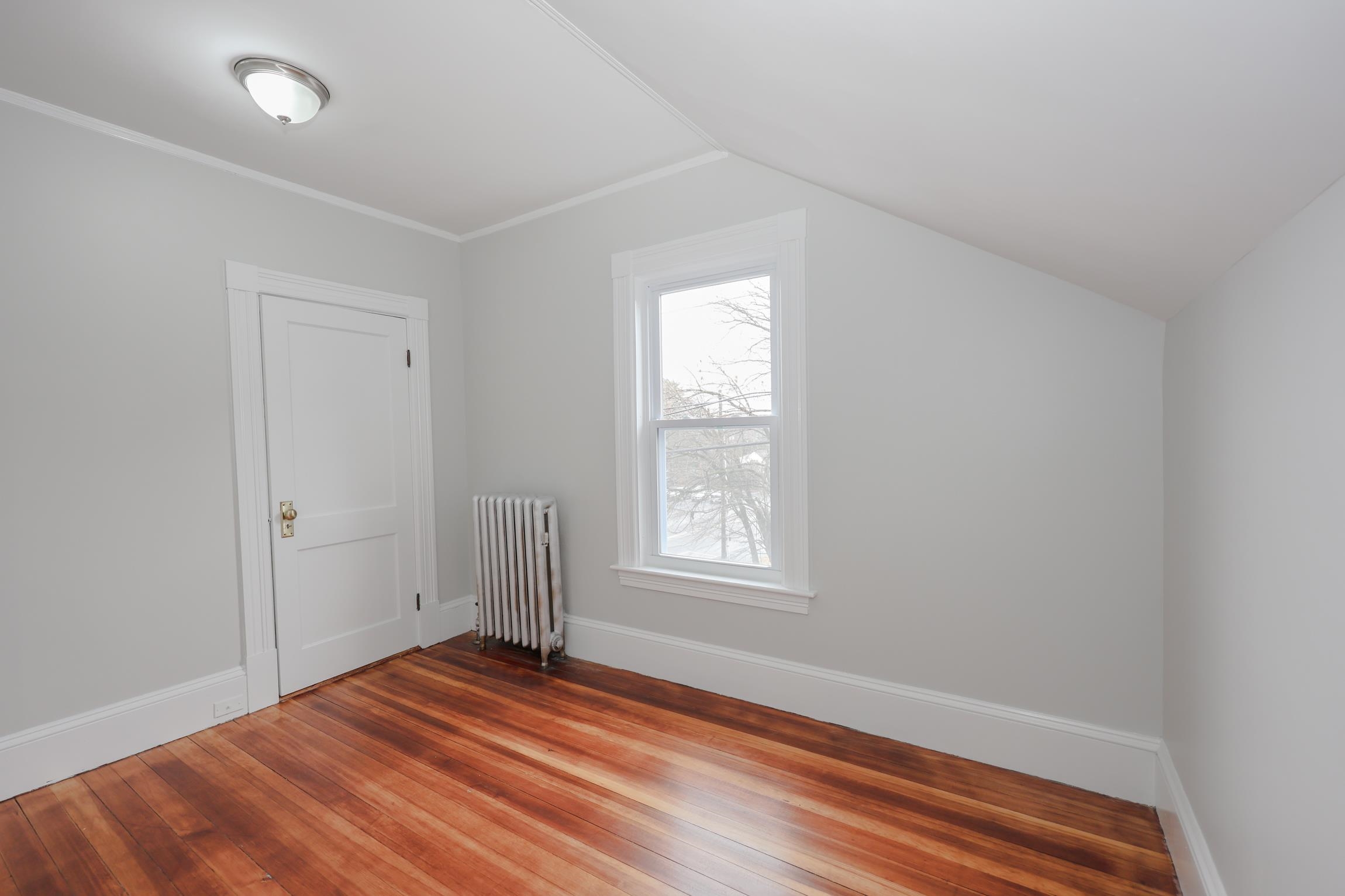 958 Hanover Street Manchester, NH 03104 - Photo 32 of 36