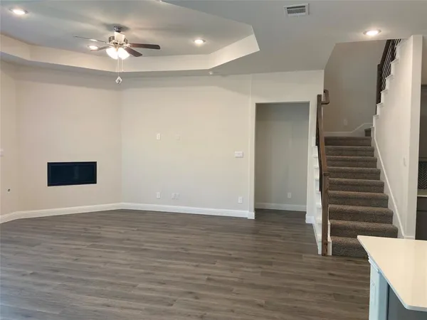$734,900 | 118 Sunshine Drive, Euless, TX 76039