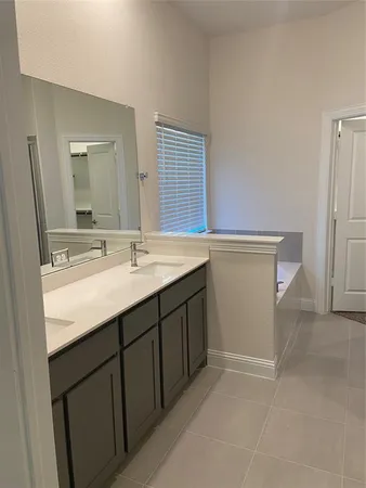 $734,900 | 118 Sunshine Drive, Euless, TX 76039