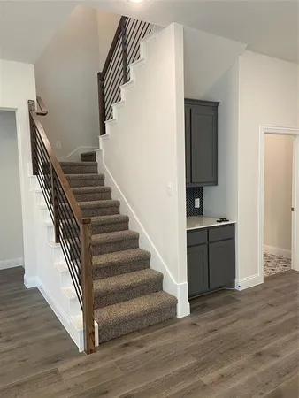 $734,900 | 118 Sunshine Drive, Euless, TX 76039