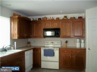 604 Ebersole Road Reading, PA 19605 - Photo 6 of 12 Gallery Image 6