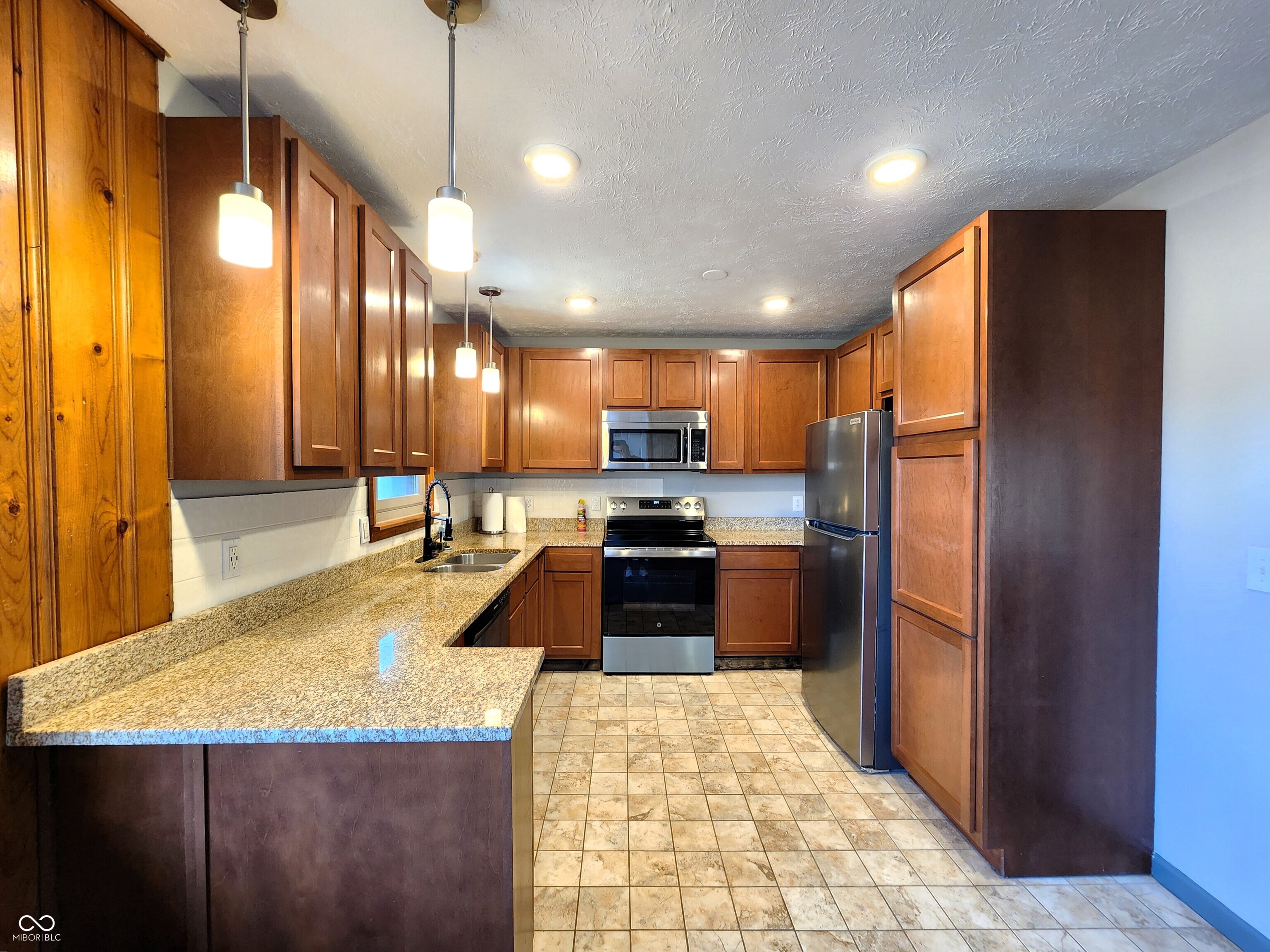 5155 Turkey Track Road Martinsville, IN 46151 - Photo 3 of 35