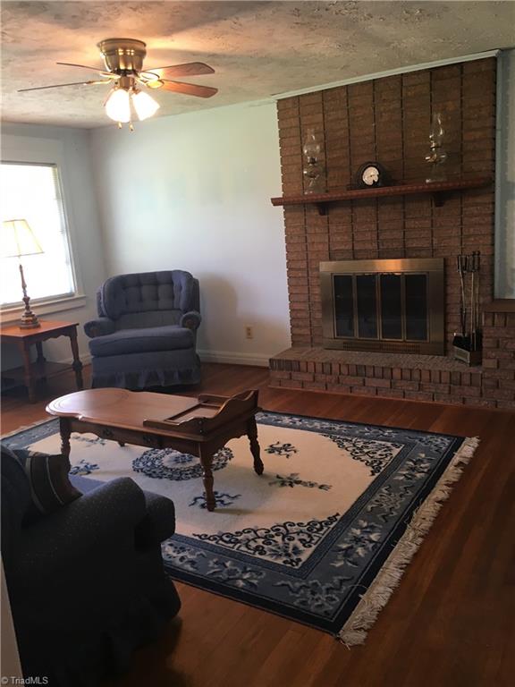 113 Queens Road Lexington, NC 27292 - Photo 4 of 11 Gallery Image 4