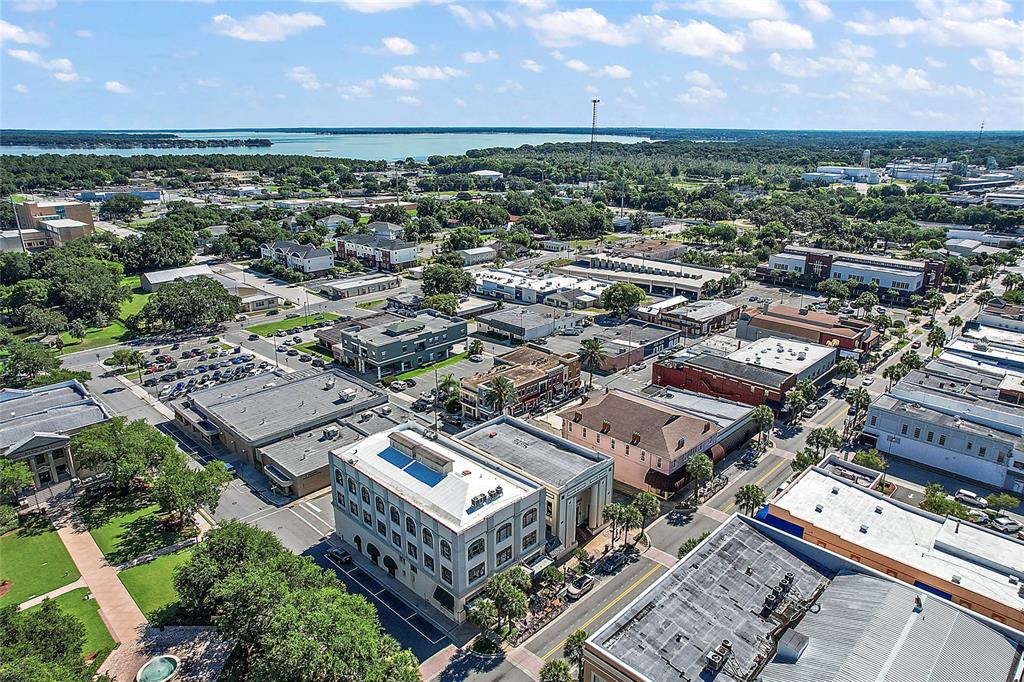 410 West Main Street Leesburg, FL 34748 - Photo 16 of 28 an aerial view of residential houses with city view