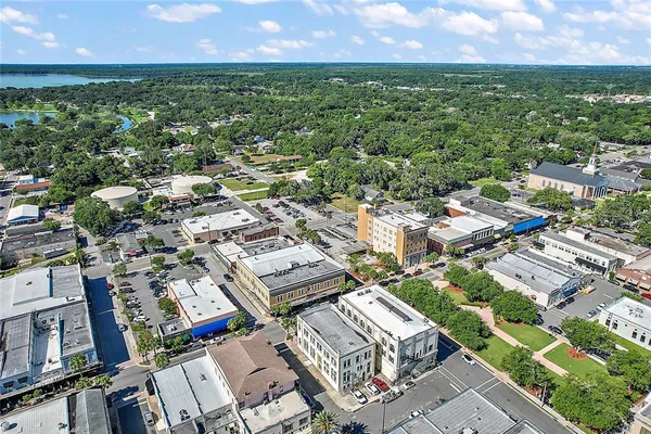 $18 | 410 West Main Street, Leesburg, FL 34748