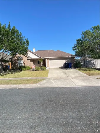 $2,400 | 7122 Lindenwood Drive, Corpus Christi, TX 78414