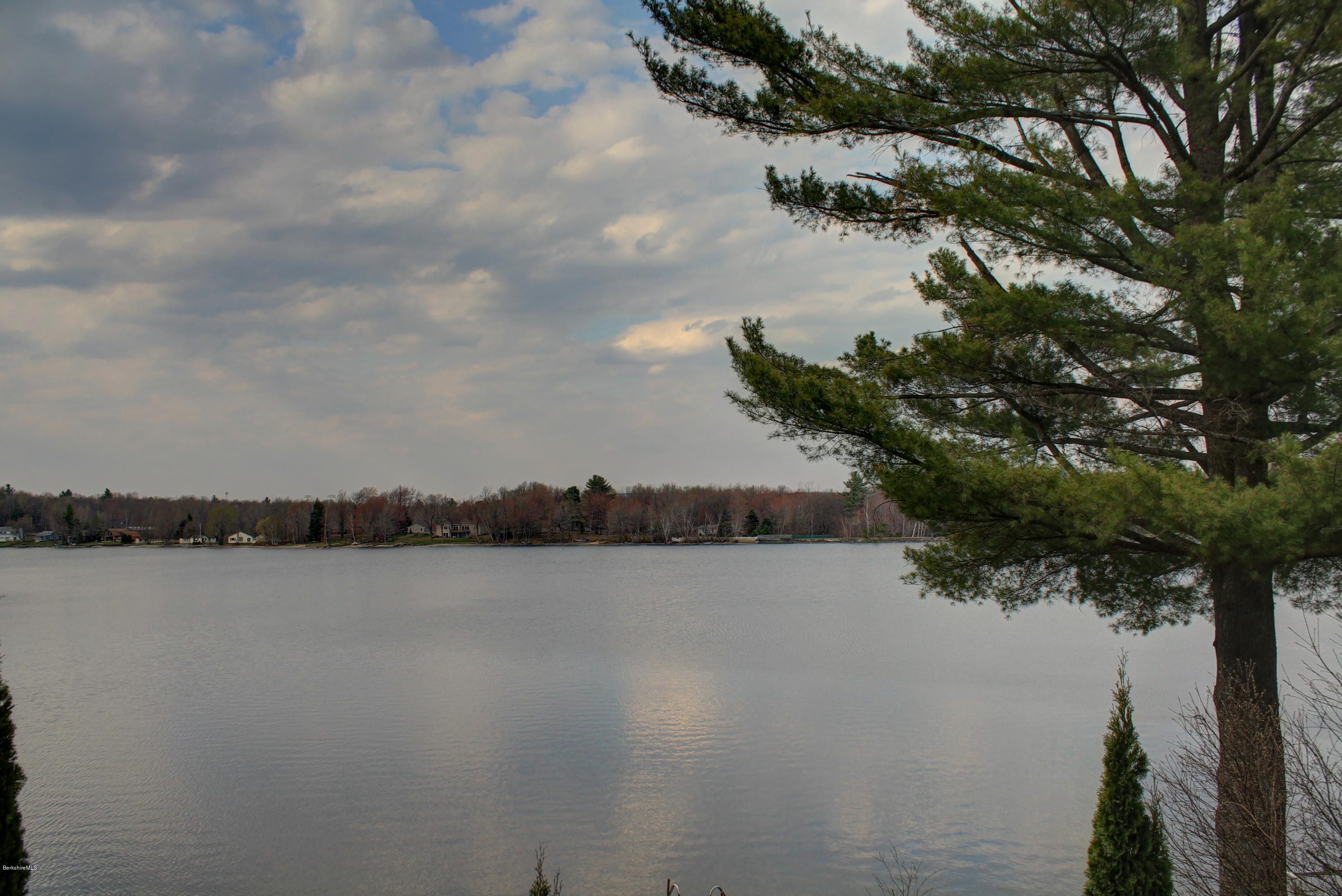 117 Shore Road Hinsdale, MA 01235 - Photo 6 of 28 Lakeview