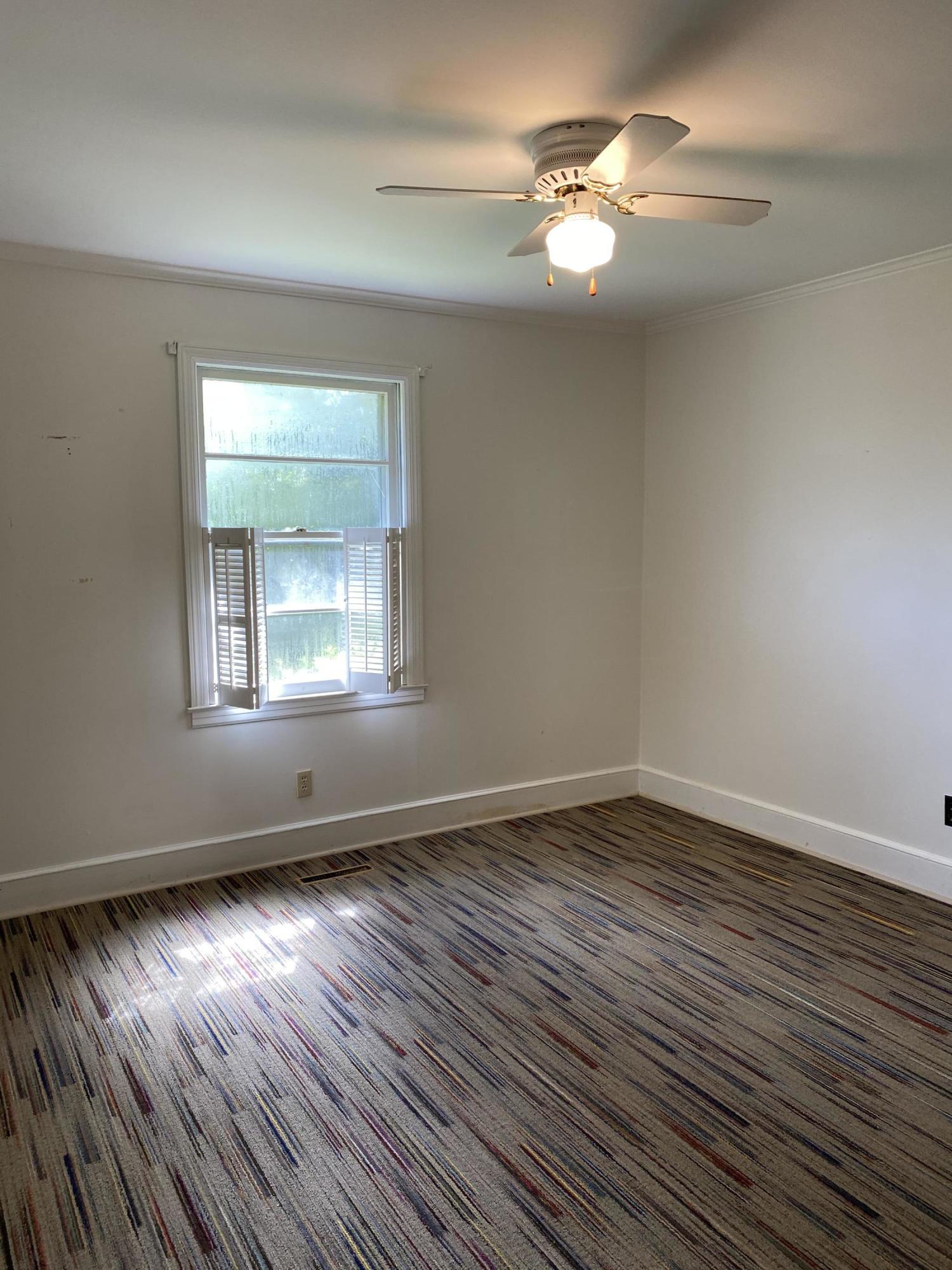 215 Pineland Road Walterboro, SC 29488 - Photo 13 of 26 IMG_5360