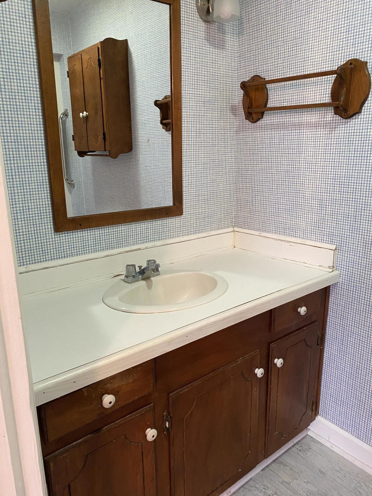 215 Pineland Road Walterboro, SC 29488 - Photo 15 of 26 IMG_5357