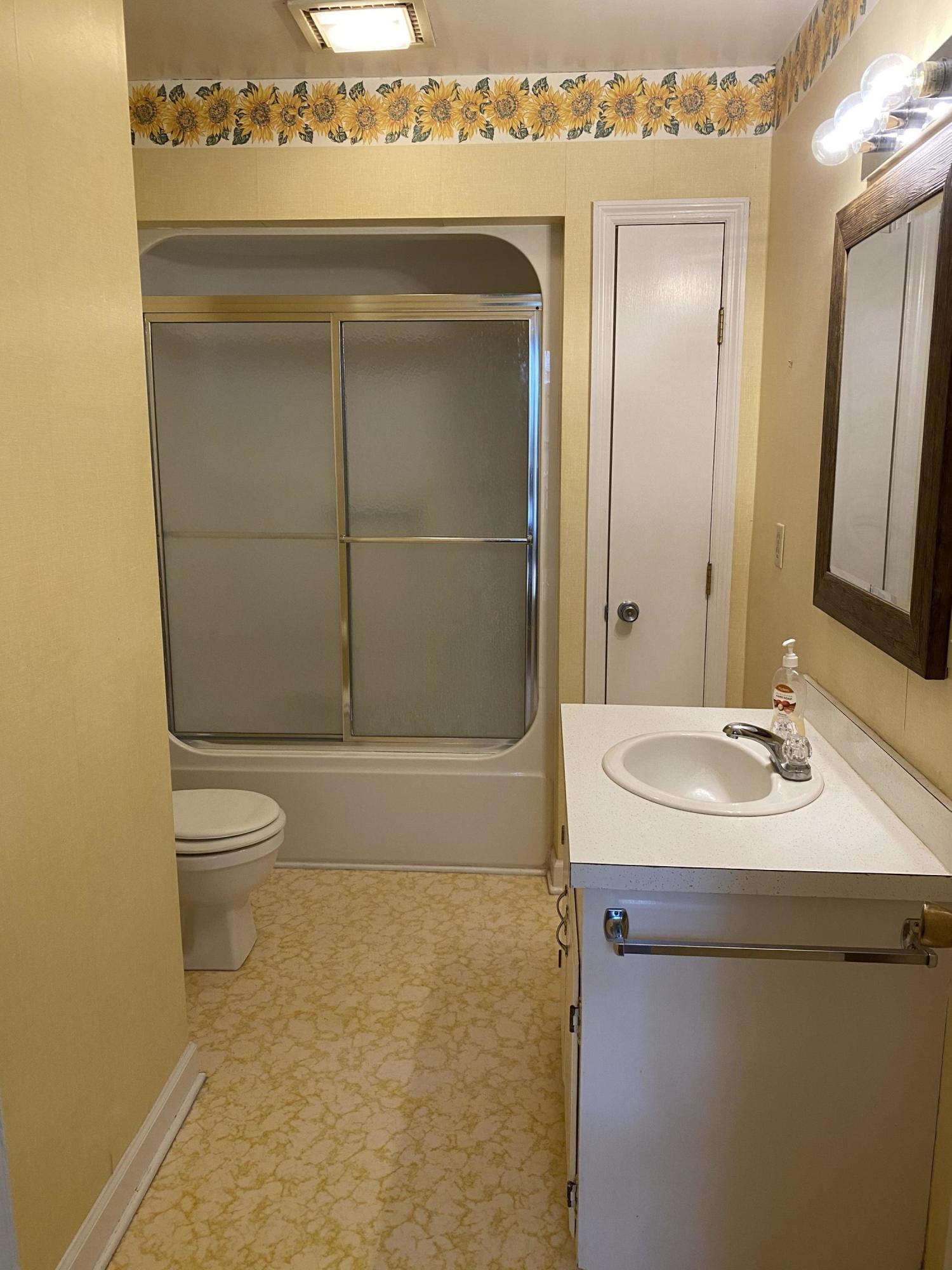 215 Pineland Road Walterboro, SC 29488 - Photo 19 of 26 IMG_5377