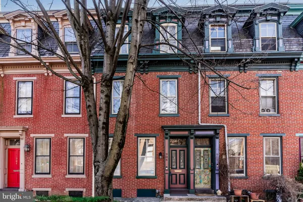 $274,900 | 906 Green Street, Harrisburg, PA 17102