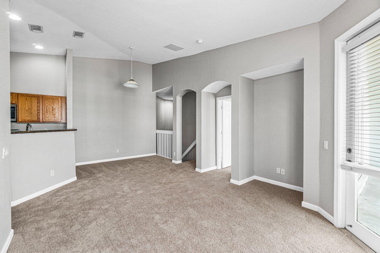 3097 Laurel Ridge Circle Riviera Beach, FL 33404 - Photo 3 of 21 3