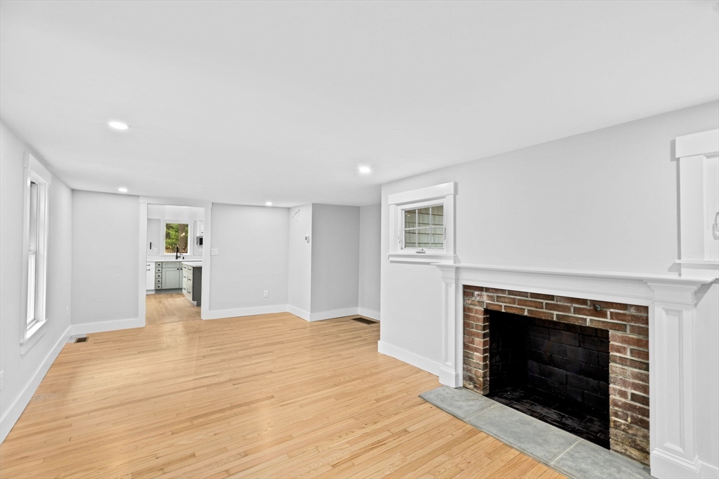 70 Henry Turner Bailey Road Scituate, MA 02066 - Photo 13 of 25 Gallery Image 13
