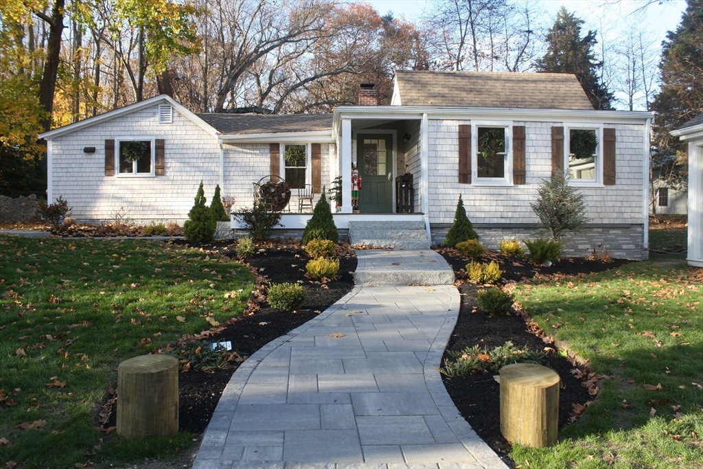 70 Henry Turner Bailey Road Scituate, MA 02066 - Photo 2 of 25 Gallery Image 2