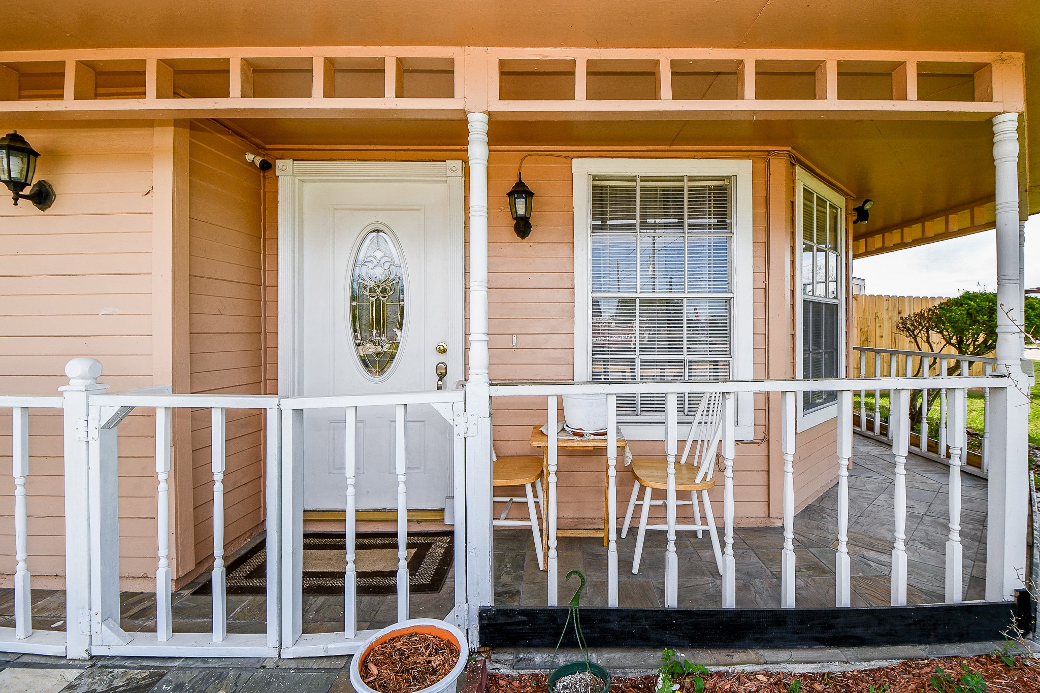2923 West Greens Road Houston, TX 77067 - Photo 3 of 32 a front view of a house with a window