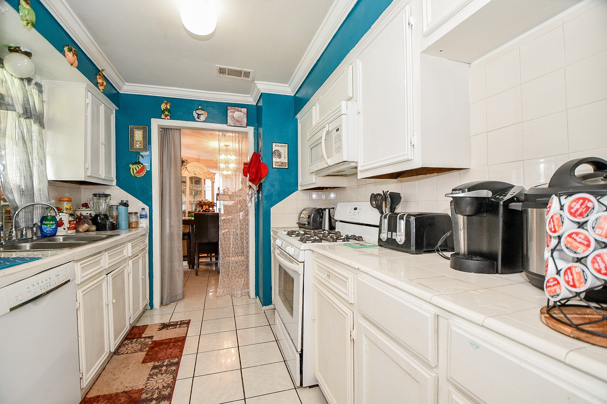 2923 West Greens Road Houston, TX 77067 - Photo 10 of 32