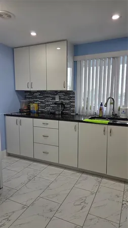 $164,900 | 9400 Lime Bay Boulevard, Unit 315, Tamarac, FL 33321