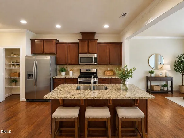 $2,075 | 2409 Pecan Ridge Way, Apex, NC 27502