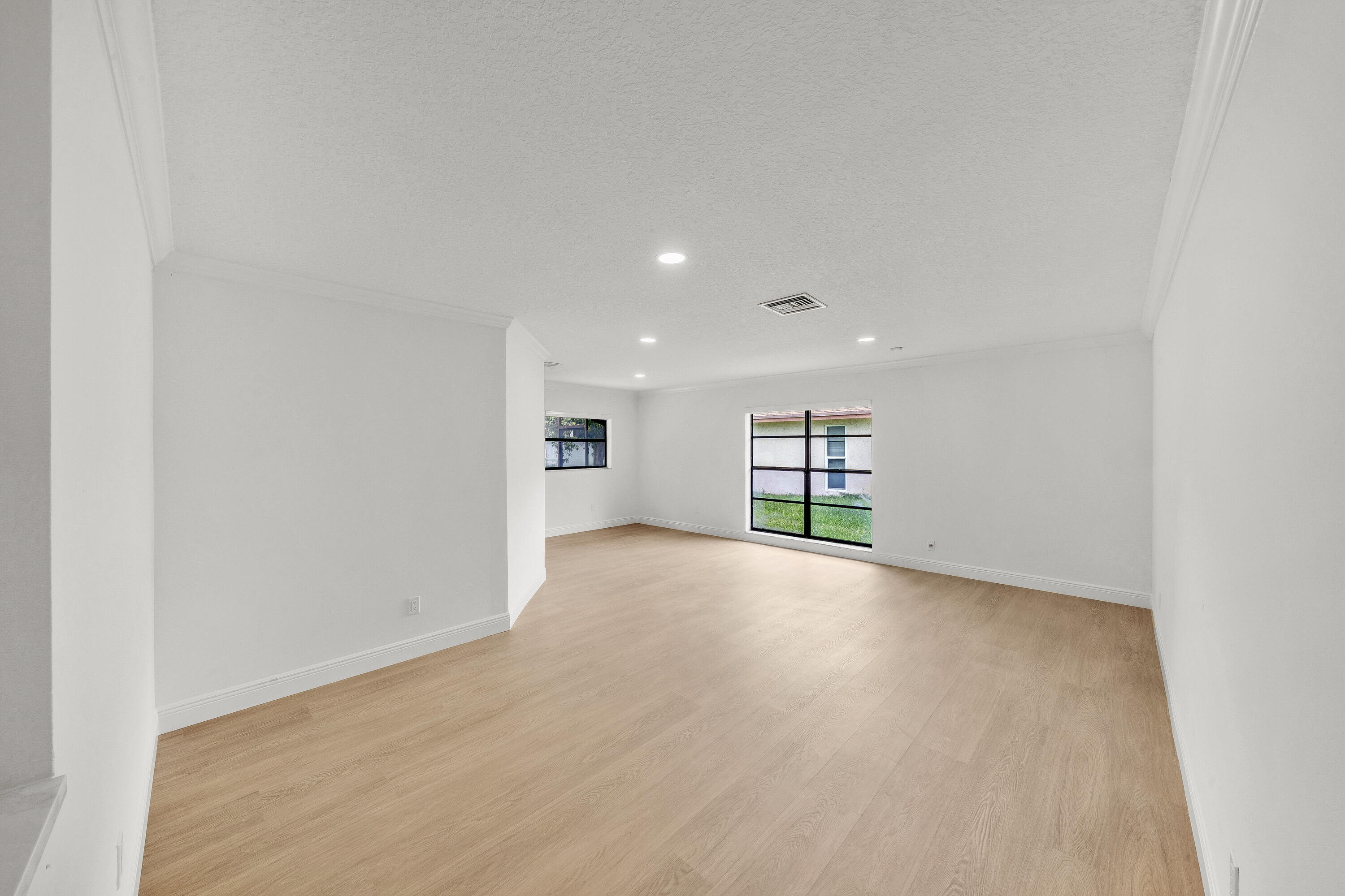 4854 Acorn Drive Boca Raton, FL 33487 - Photo 12 of 74 4 Living Area (1)