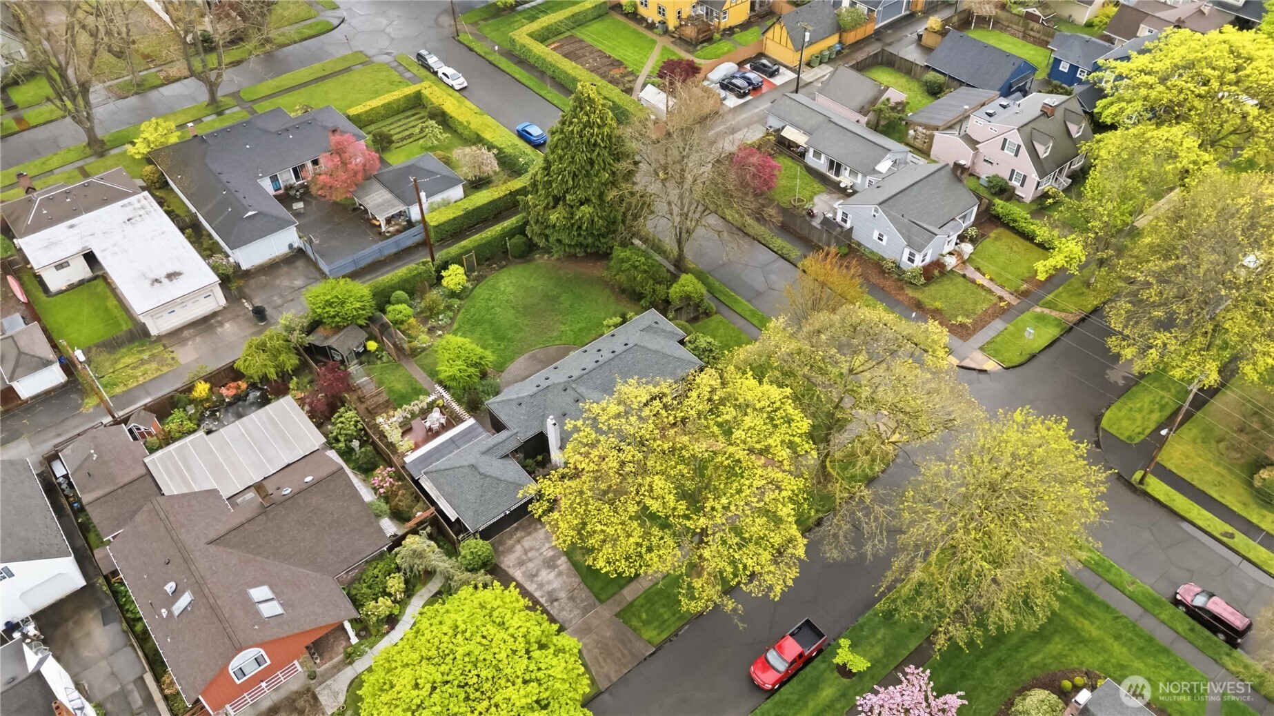 1306 23rd Avenue Longview, WA 98632 - Photo 36 of 40 an aerial view of residential house with outdoor space and swimming pool