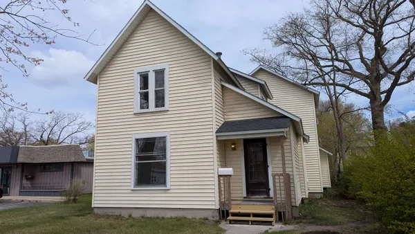 $469,000 | 611 East Eighth Street, Traverse City, MI 49686