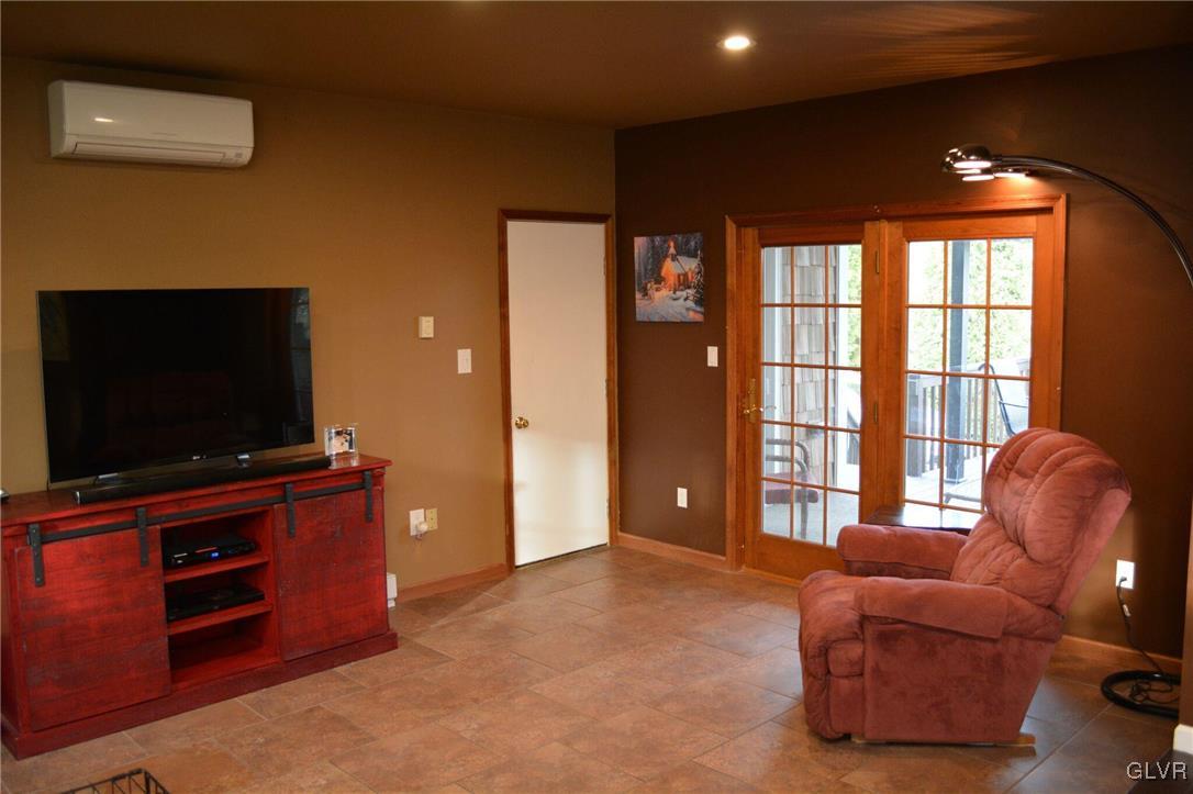 3409 Willow Run Road Kempton, PA 19529 - Photo 5 of 21 Gallery Image 5
