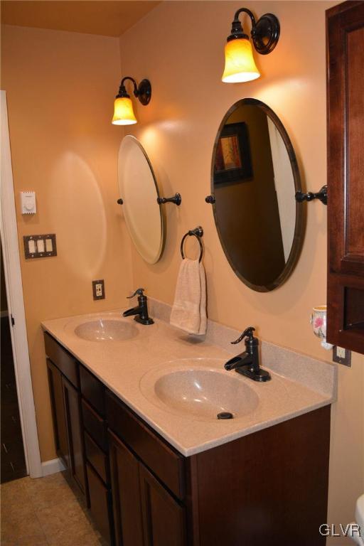 3409 Willow Run Road Kempton, PA 19529 - Photo 9 of 21 Gallery Image 9