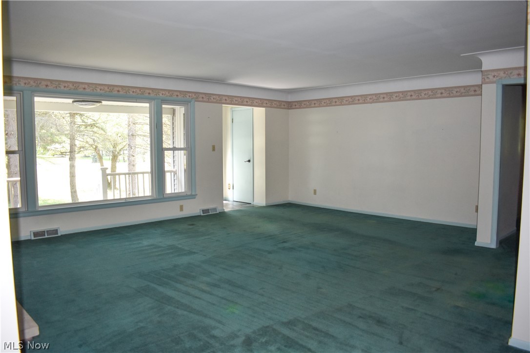 18749 Alexander Road Walton Hills, OH 44146 - Photo 4 of 25