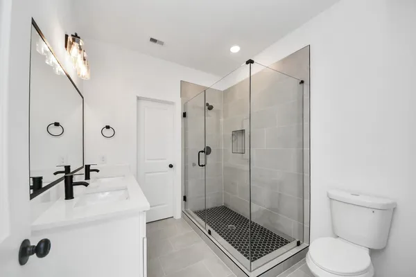 $1,800 | 2708 Bostic Street, Unit B, Houston, TX 77093