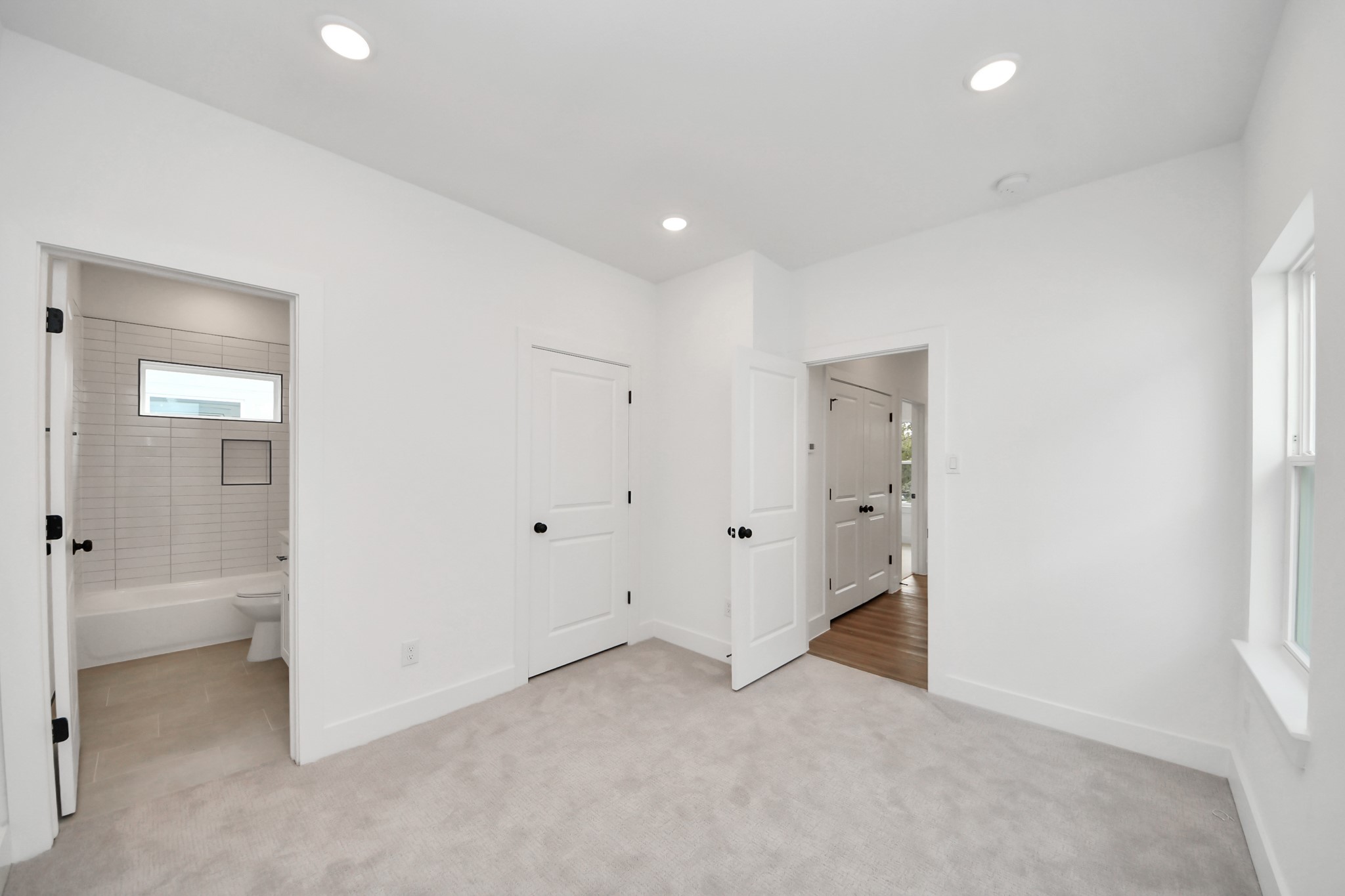 2708 Bostic Street, Unit B Houston, TX 77093 - Photo 19 of 26 a view of an empty room