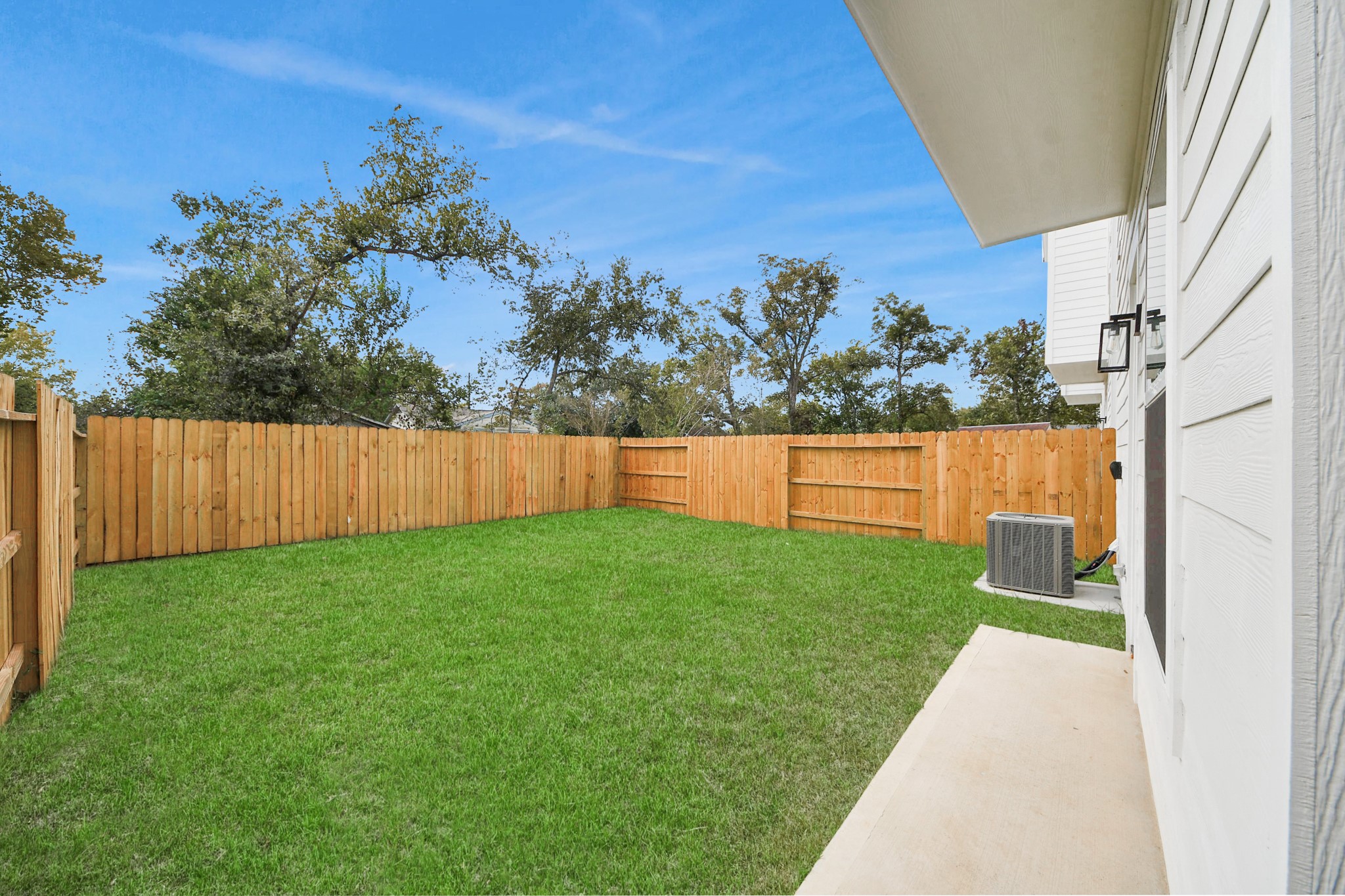 2708 Bostic Street, Unit B Houston, TX 77093 - Photo 24 of 26 a view of backyard with wooden fence