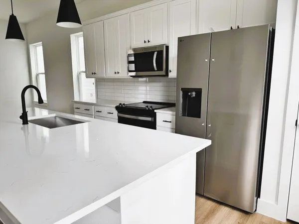 $1,800 | 2708 Bostic Street, Unit B, Houston, TX 77093