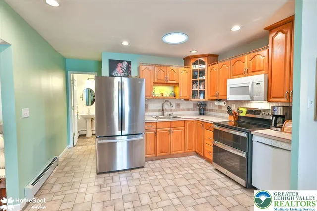 $420,000 | 3701 North Saucon Avenue, Center Valley, PA 18034