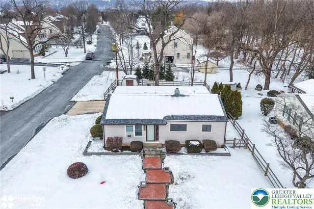 $420,000 | 3701 North Saucon Avenue, Center Valley, PA 18034