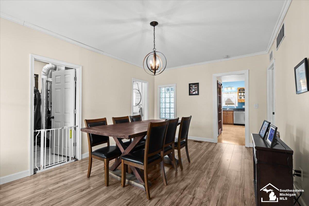 28203 Waltz Road New Boston, MI 48164 - Photo 25 of 40 50170239-f84d8c60-4da6-4625-b25f-aa4fe52cf673.JPG