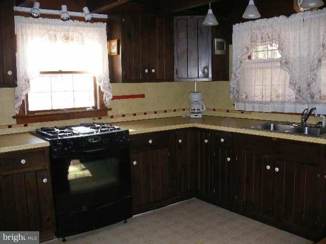 618 Whiskey Springs Road Boiling Springs, PA 17007 - Photo 5 of 12 Gallery Image 5