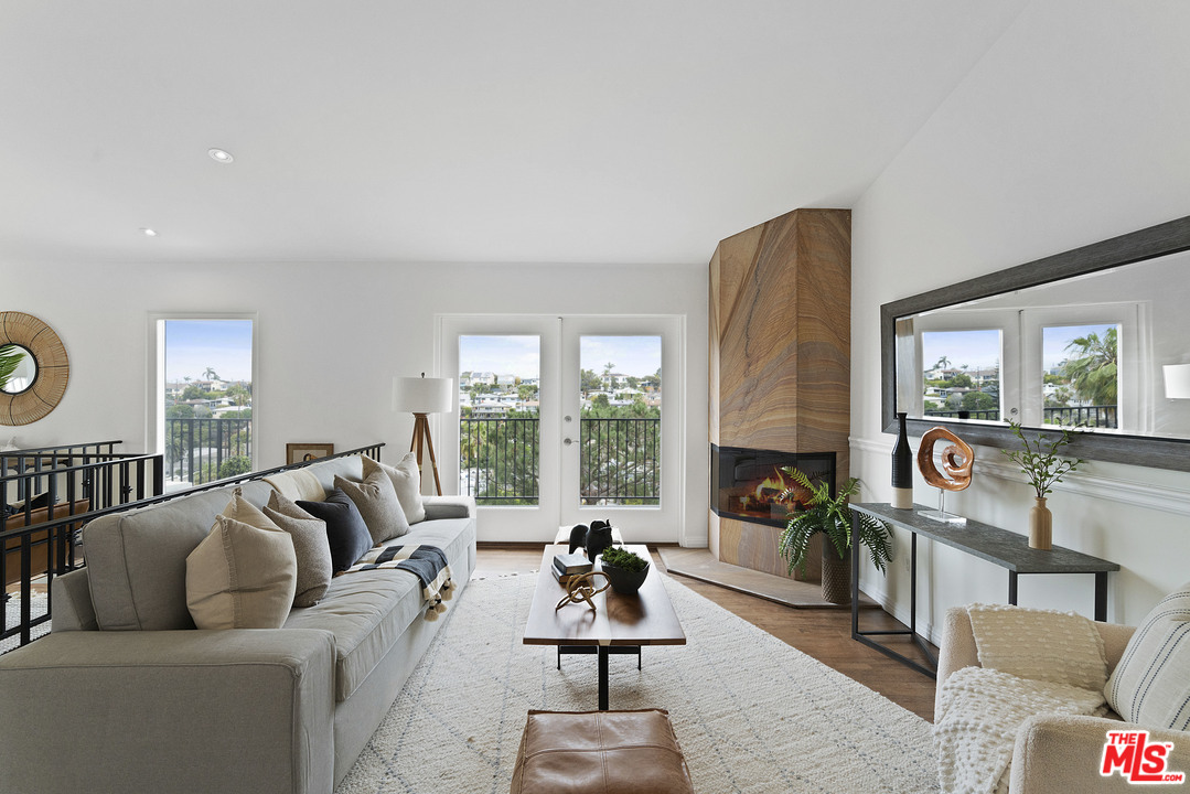 7106 Trask Avenue Playa del Rey, CA 90293 - Photo 1 of 46 Gallery Image 1