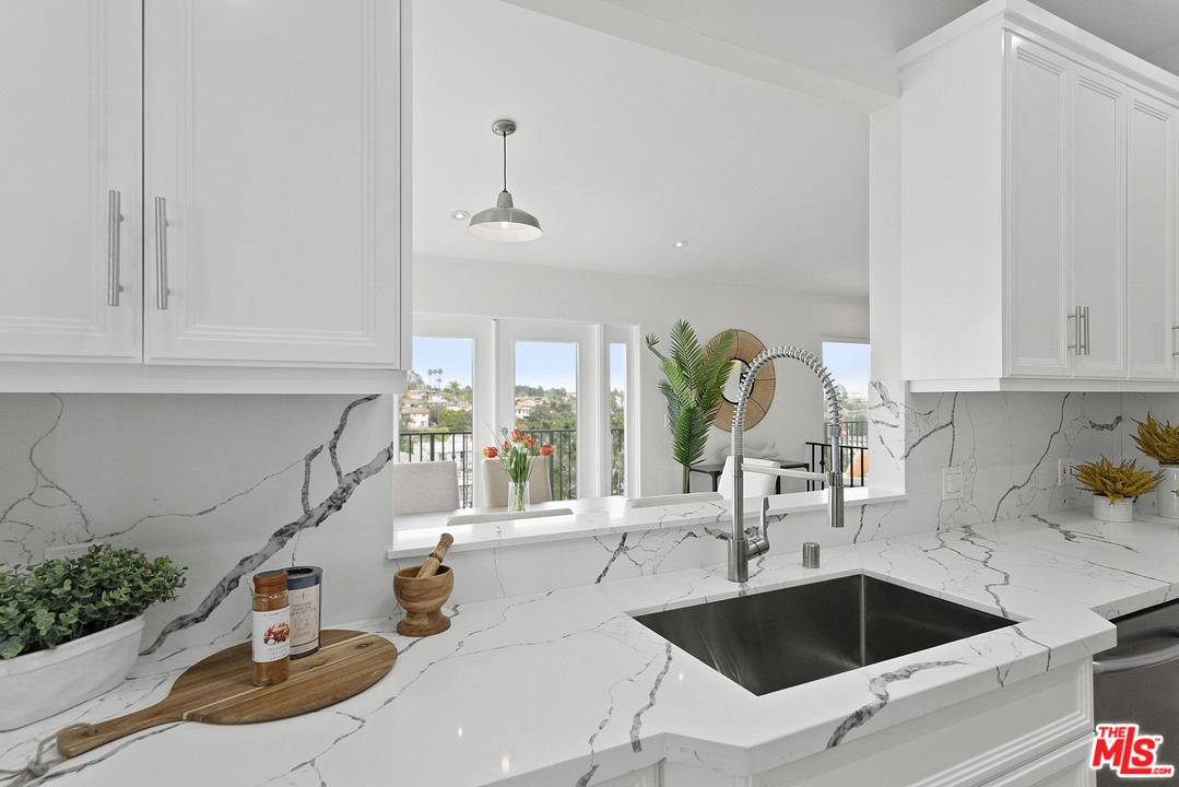 7106 Trask Avenue Playa del Rey, CA 90293 - Photo 13 of 46 Gallery Image 13