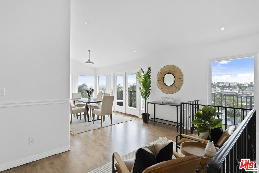 7106 Trask Avenue Playa del Rey, CA 90293 - Photo 14 of 46 Gallery Image 14