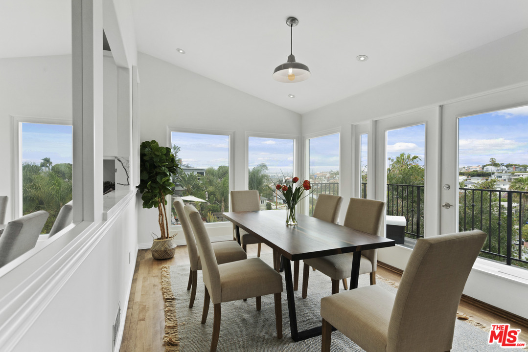 7106 Trask Avenue Playa del Rey, CA 90293 - Photo 16 of 46 Gallery Image 16