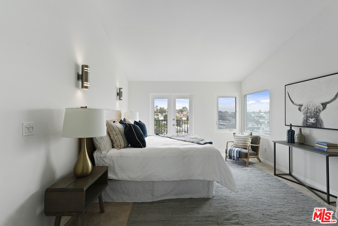 7106 Trask Avenue Playa del Rey, CA 90293 - Photo 17 of 46 Gallery Image 17