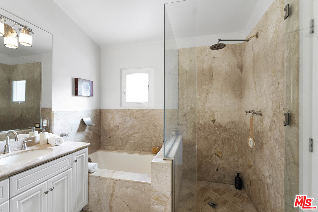 7106 Trask Avenue Playa del Rey, CA 90293 - Photo 20 of 46 Gallery Image 20