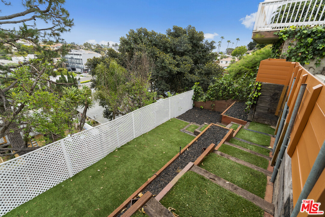 7106 Trask Avenue Playa del Rey, CA 90293 - Photo 38 of 46 Gallery Image 38