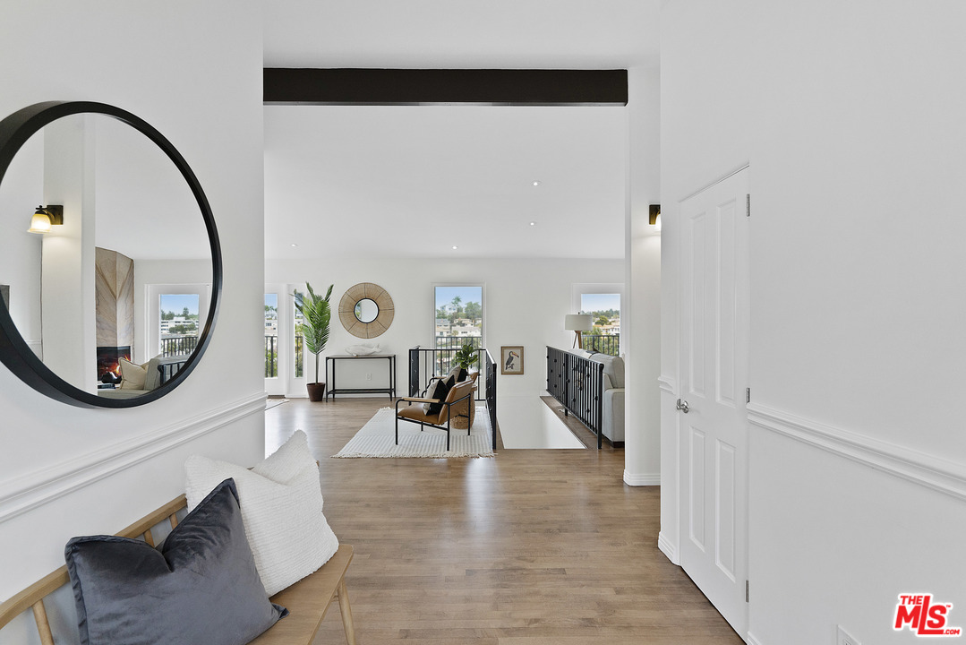 7106 Trask Avenue Playa del Rey, CA 90293 - Photo 5 of 46 Gallery Image 5